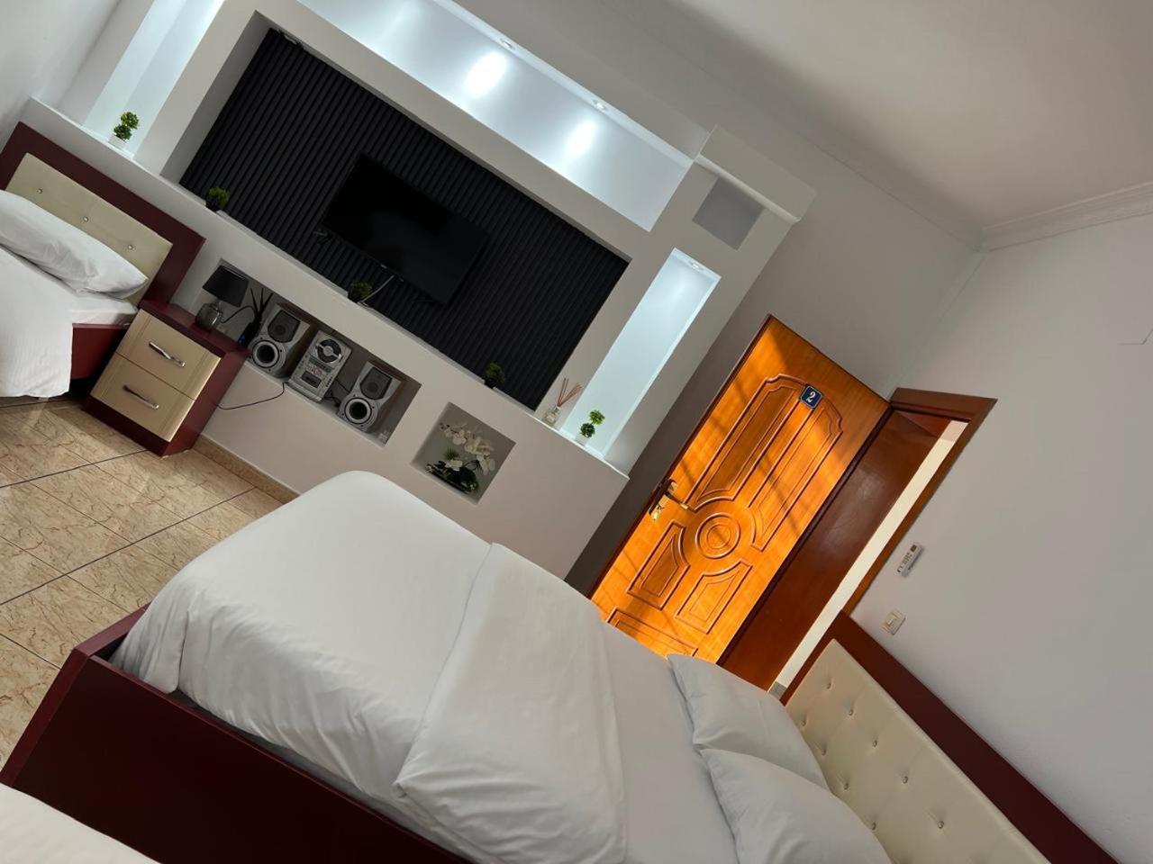 Hotel Kalaja Boks エクステリア 写真
